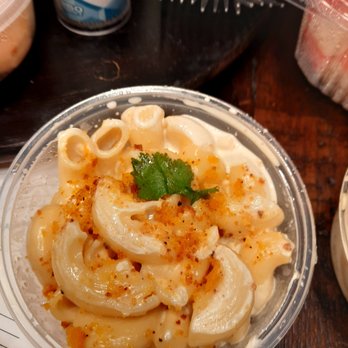 Hindsight BBQ - Truffle Mac N Cheese, because when in Rome..... - Barbeque Near Me - Waterbury, Connecticut