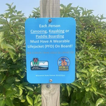 Veterans Memorial Park - Reminder for kayak safety - Parks Near Me - Grafton, Wisconsin Veterans Memorial Park - Reminder for kayak safety - Parks Near Me - Grafton, Wisconsin