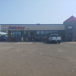 Holiday Station Store