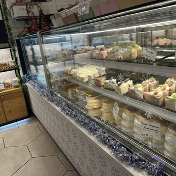 Bakery 1908 - Cheesecake. Cream cake. Cookies - Bakeries Near Me - Tampa, Florida