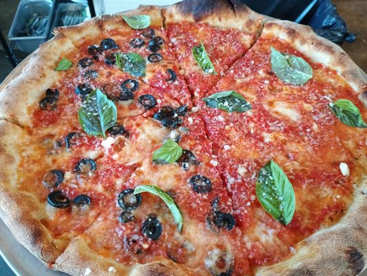 Tutti Pizza by null