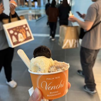 Venchi - Gelato, Regular Size (24 oz / 1.5 lb.) Not Ice Cream - Gelato Near Me - Santa Clara, California Venchi - Gelato, Regular Size (24 oz / 1.5 lb.) Not Ice Cream - Gelato Near Me - Santa Clara, California