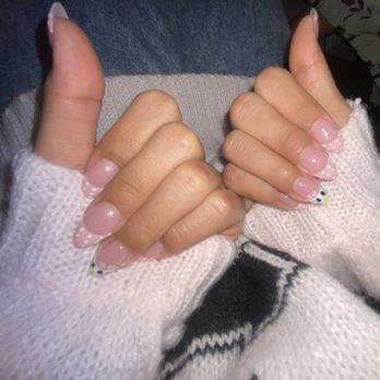IPerfect Nails & Spa - Pink polka dot hello kitty nails - Nail Salons Near Me - Stanton, California