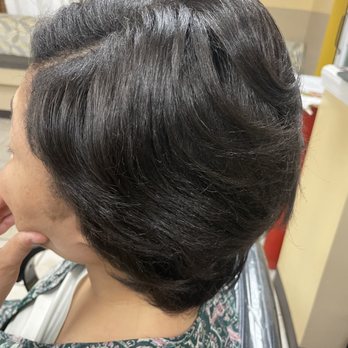 Trendi's Salon and Boutique - Hair Salons Near Me - Jacksonville, Florida Trendi's Salon and Boutique - Hair Salons Near Me - Jacksonville, Florida