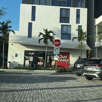 Juan Valdez Cafe - Outside - Coffee & Tea Near Me - Doral, Florida Juan Valdez Cafe - Outside - Coffee & Tea Near Me - Doral, Florida