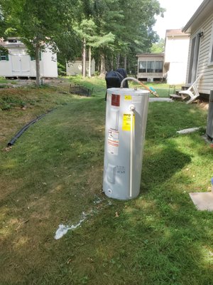 Water Heater install - 20 yrs experience installing water heaters. We work with gas and electric water heaters of all sizes.
Contact us today Water Heater install - 20 yrs experience installing water heaters. We work with gas and electric water heaters of all sizes.
Contact us today