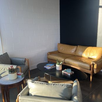 Hooligan’s Coffeehouse - Indoor Lounge - Coffee & Tea Near Me - Mesa, Arizona