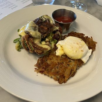 et al. - Crispy Soft Shell Crab benedict - Breakfast & Brunch Near Me - Honolulu, Hawaii et al. - Crispy Soft Shell Crab benedict - Breakfast & Brunch Near Me - Honolulu, Hawaii