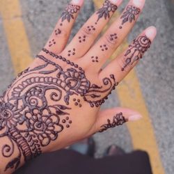 Ayara Threading _Hickory Hills - Henna