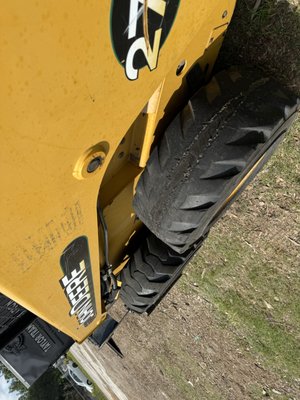 Medium duty tire repair photos before and after - Call us today at 352-470-4410 for onsite farm and construction tire repair. Medium duty tire repair photos before and after - Call us today at 352-470-4410 for onsite farm and construction tire repair.