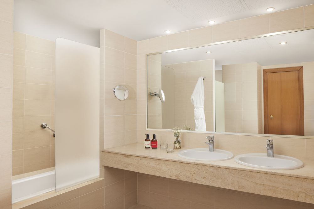 iStay by NH Ciudad de Valencia Hotel