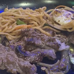Beef bulgogi, noodles and chicken Beef bulgogi, noodles and chicken