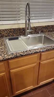 Kitchen & Bath - HandiestMann specializes in a wide range of kitchen and bathroom handyman services, from fixture installations and tile work to cabinet repairs and custom updates. With a focus on quality and functionality, we transform kitchens and baths into beautiful, practical spaces tailored to your needs.
