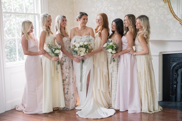 bridesmaid dresses greenville sc Bridesmaids in Blush Dresses at Larkin's Sawmill in Greenville, South Carolina