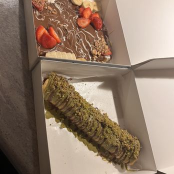 Sugar Dose - Fruity Dose and Kanafeh crepe roll - Desserts Near Me - Lombard, Illinois Sugar Dose - Fruity Dose and Kanafeh crepe roll - Desserts Near Me - Lombard, Illinois