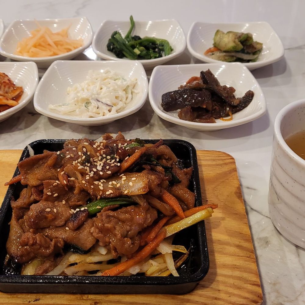 Q-Cafe - Got Jeyuk Bokkeum, but I suprised, the portion is "half" than usual. U can see the Banchan's plates, it's only a little bit bigger. - Japanese Near Me - Lynnwood, Washington Q-Cafe - Got Jeyuk Bokkeum, but I suprised, the portion is "half" than usual. U can see the Banchan's plates, it's only a little bit bigger. - Japanese Near Me - Lynnwood, Washington