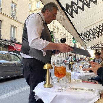 Les Antiquaires - Olvier - Bistros Near Me - Paris, 75 Les Antiquaires - Olvier - Bistros Near Me - Paris, 75