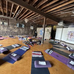 Be love Yoga Studio