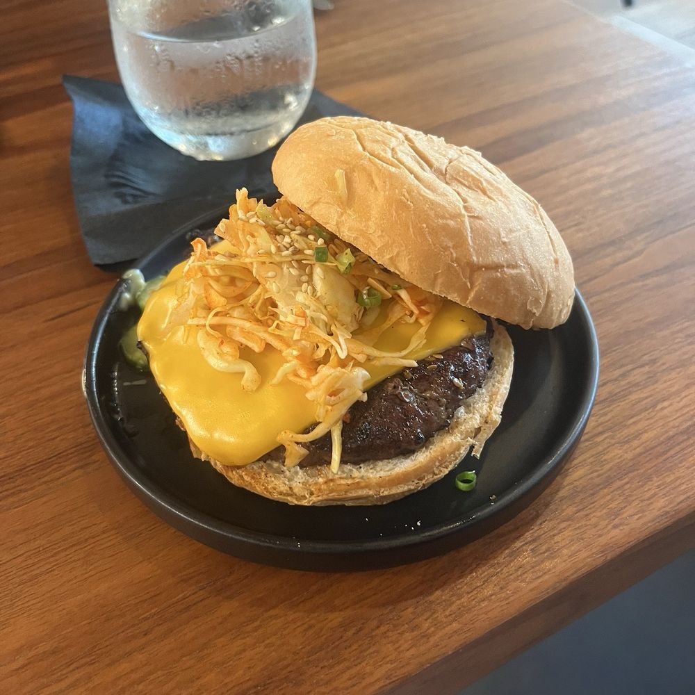 Piko Kitchen + Bar - Kalbi Burger - Cocktail Bars Near Me - Honolulu, Hawaii