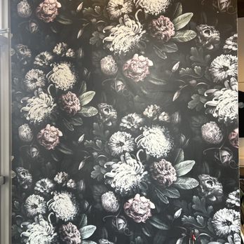 Doe Donuts - Look at the wall paper!!! Excellent! - Donuts Near Me - Portland, Oregon