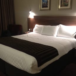 Super king bed in the Kingsize superior room. Super king bed in the Kingsize superior room.