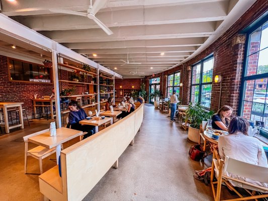 Emmett's Cafe by null