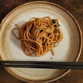 CHILI - Dan Dan Noodles flavor is a good - Szechuan Near Me - New York, New York CHILI - Dan Dan Noodles flavor is a good - Szechuan Near Me - New York, New York
