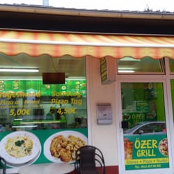Özer Grill - Straßenansicht vom Özer Grill