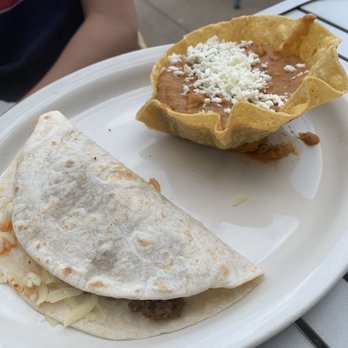 Queso's - Noblesville - Kids quesadilla with beans - Mexican Near Me - Noblesville, Indiana Queso's - Noblesville - Kids quesadilla with beans - Mexican Near Me - Noblesville, Indiana