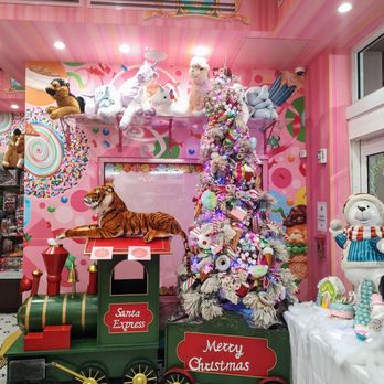 Sloan's - Doral - Ice Cream & Frozen Yogurt Near Me - Doral, Florida Sloan's - Doral - Ice Cream & Frozen Yogurt Near Me - Doral, Florida