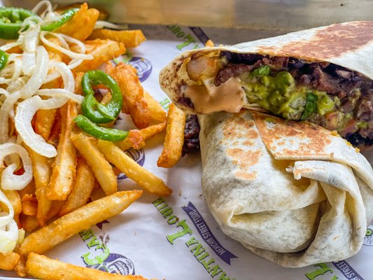 Cantina Louie by null