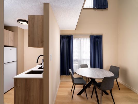Huntingdon Hotel & Suites by null