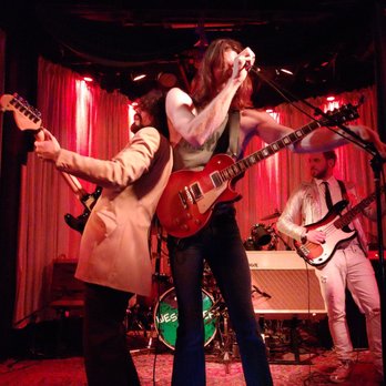 Boardner's - Dive Bars Near Me - Hollywood, California