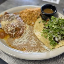 Casa Rubio's Mexican Grill - Combo plate - Chile Relleno and Carne Asada taco, rice and beans