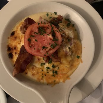 Boone Tavern Hotel - Kentucky hot brown covered in diabetes - Hotels Near Me - Berea, Kentucky Boone Tavern Hotel - Kentucky hot brown covered in diabetes - Hotels Near Me - Berea, Kentucky