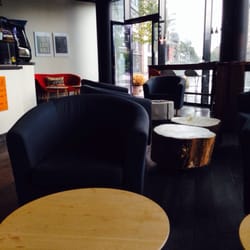 Gimme Coffee - Stilren indretning på Gimme Coffee