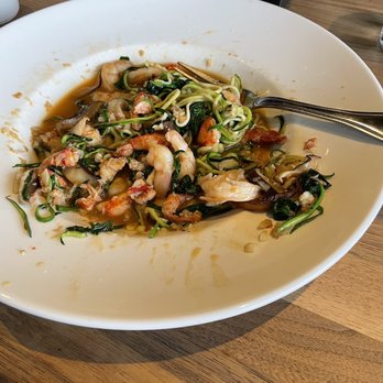 Yard House - Lobster Garlic Noodles - Bars Near Me - Hanover, Maryland Yard House - Lobster Garlic Noodles - Bars Near Me - Hanover, Maryland
