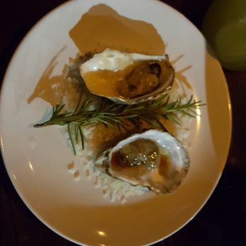 Malva - Oysters 2 ways. My favorite dish of the night. The grilled oyster was amazing! - Wine Bars Near Me - Ensenada, BCN
