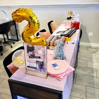 Paint Nail Bar - Nail Salons Near Me - Encinitas, California Paint Nail Bar - Nail Salons Near Me - Encinitas, California