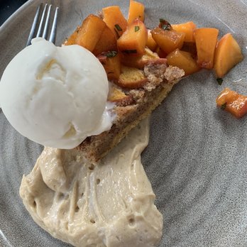 Avec - Chicago - Peach Tart - Mediterranean Near Me - Chicago, Illinois