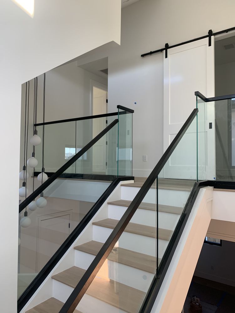 ELITE SHOWER DOORS Updated August 2024 15 Photos Laguna Niguel