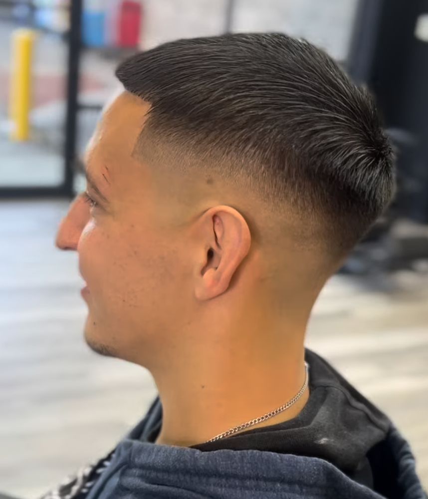 Palis Barbershop Logo