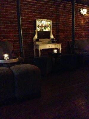 Experimental Cocktail Club by null