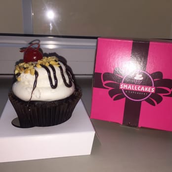 Smallcakes Cupcakery - Cupcakes Near Me - Saint Simons Island, Georgia Smallcakes Cupcakery - Cupcakes Near Me - Saint Simons Island, Georgia