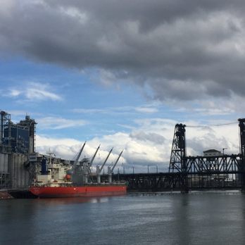 Steel Bridge - Steel Bridge & Grain Ship - Landmarks & Historical Buildings Near Me - Portland, Oregon Steel Bridge - Steel Bridge & Grain Ship - Landmarks & Historical Buildings Near Me - Portland, Oregon