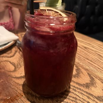 Yardbird - Southern Near Me - Las Vegas, Nevada Yardbird - Southern Near Me - Las Vegas, Nevada