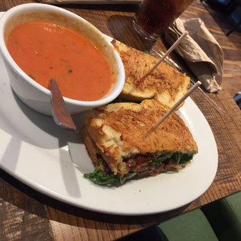 First Watch - Breakfast & Brunch Near Me - North Miami Beach, Florida