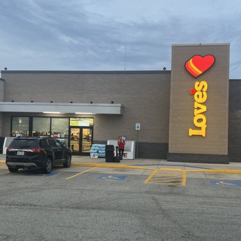 Love's Truck Care - Commercial Truck Repair Near Me - Blacksburg, South Carolina Love's Truck Care - Commercial Truck Repair Near Me - Blacksburg, South Carolina