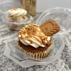 Blue Sheep Bake Shop - Pumpkin Cookie Butter Cupcake