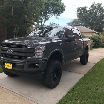 Texas Offroad & Performance - After. 6 inch lift. BFG 35 inch tires. - Auto Parts & Supplies Near Me - Manvel, Texas